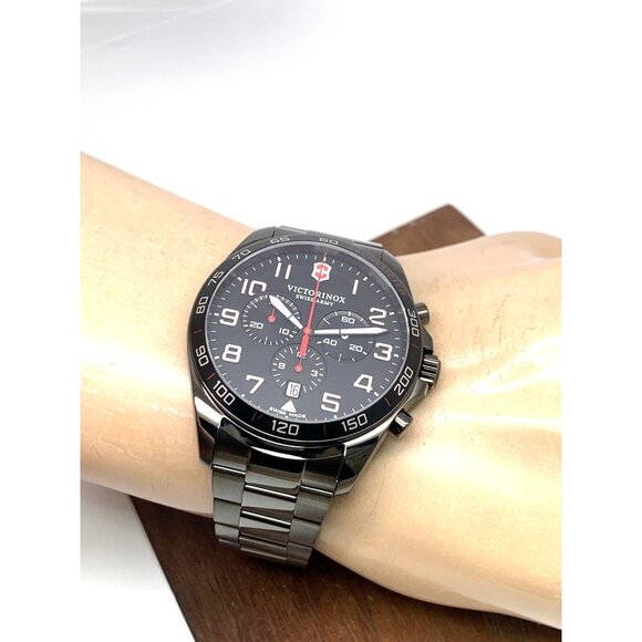 Victorinox Swiss Army Men's Watch 241890 FieldForce Quartz Chronograph 42mm - Picture 5 of 14